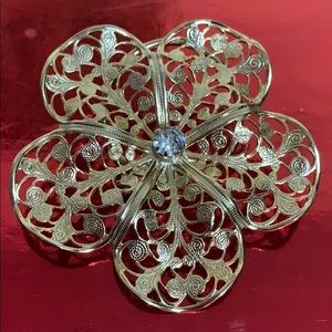 Vintage Jeri-Lou scarf clip.